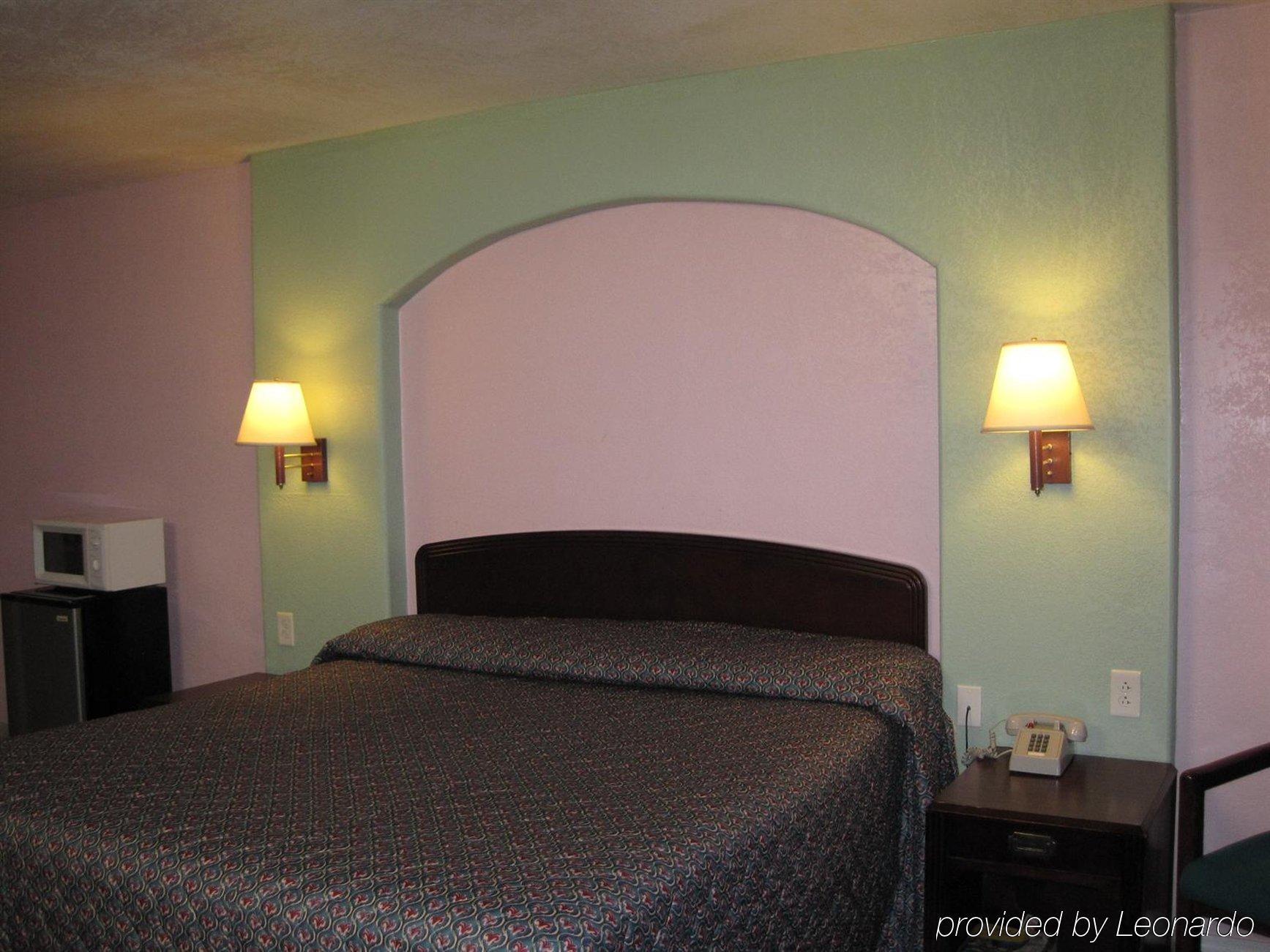 Pinn Road Inn And Suites Lackland Afb And Seaworld San Antonio Szoba fotó